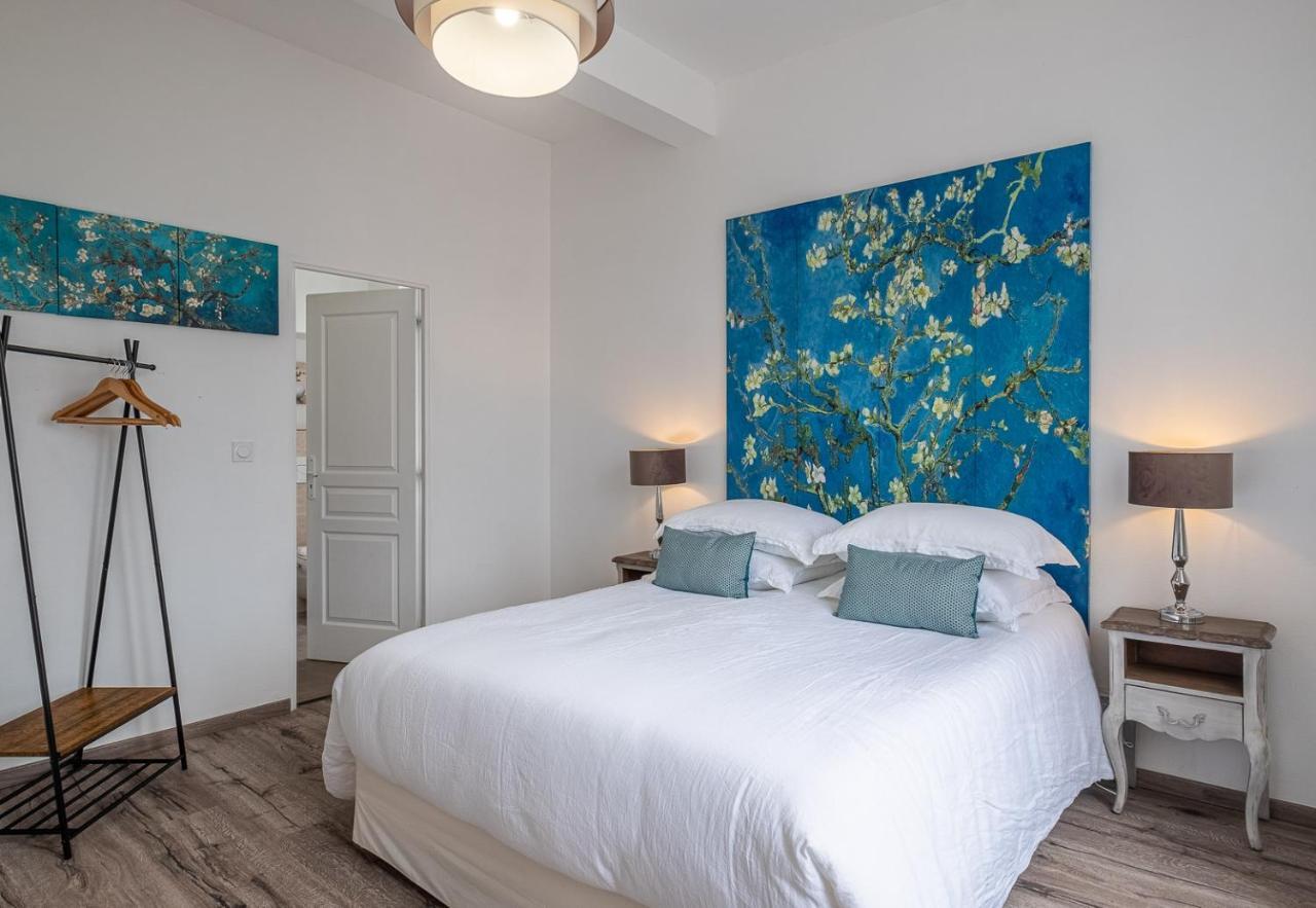 Manoir Des Bertinieres Hotel Cravant-les-Coteaux ภายนอก รูปภาพ